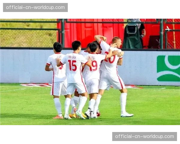 沧州雄狮迎战梅州客家，两队保级征程从首轮开始